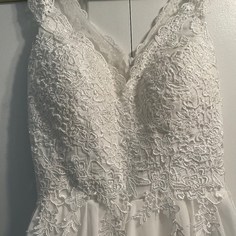 Custom Wedding gown - Picture 2 of 14